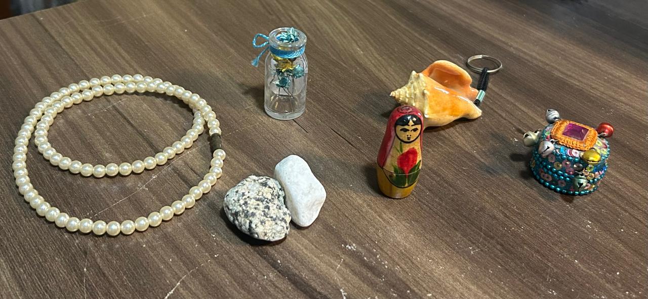 Objetos de apoio emocional representando o Porto Seguro do COLO